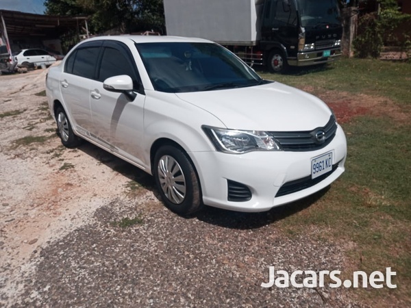 Toyota Axio 1,5L 2015-6