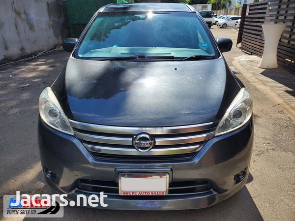 Nissan LaFesta 2,0L 2014-2