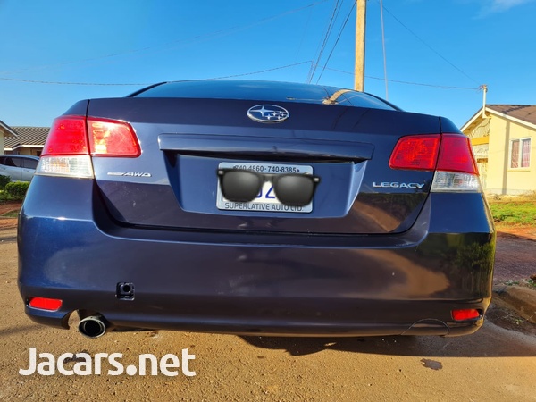 Subaru Legacy 2,5L 2014-3