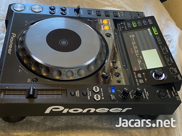 Pioneer CDJ-2000NXS Professional Turntable CDJ2000NEXUS Nexus nxs CDJ