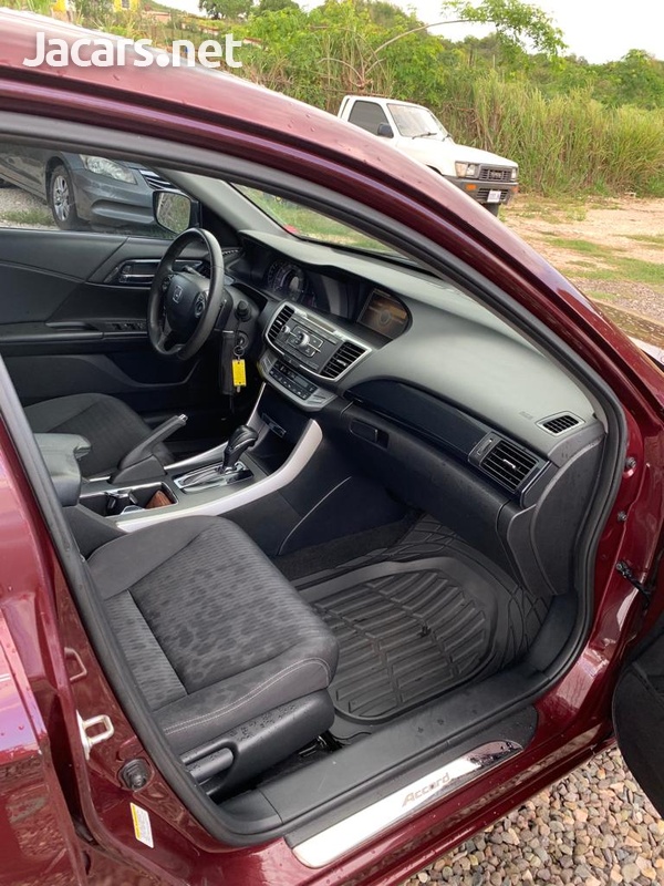 Honda Accord 2,4L 2015-3