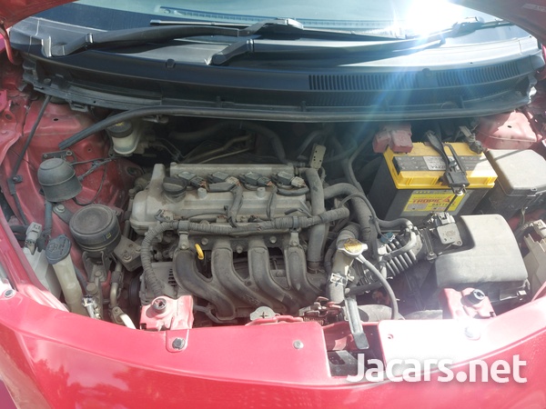 Toyota Yaris 1,3L 2012-7