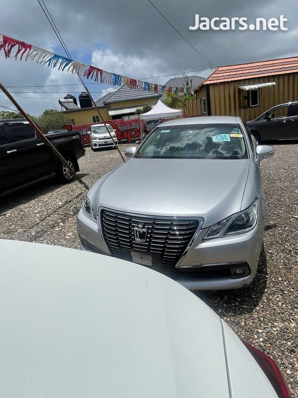 Toyota Crown 3,5L 2013-4
