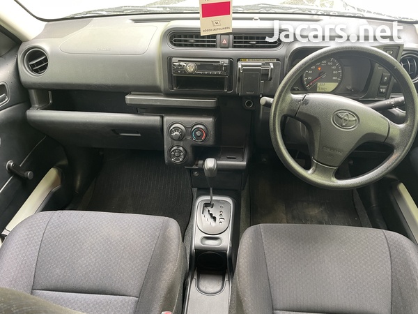 Toyota Probox 1,3L 2017-7