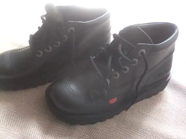 Black Kickers brand new, Trelawny