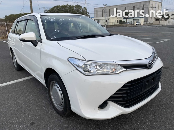 Toyota Fielder 1,5L 2017-4