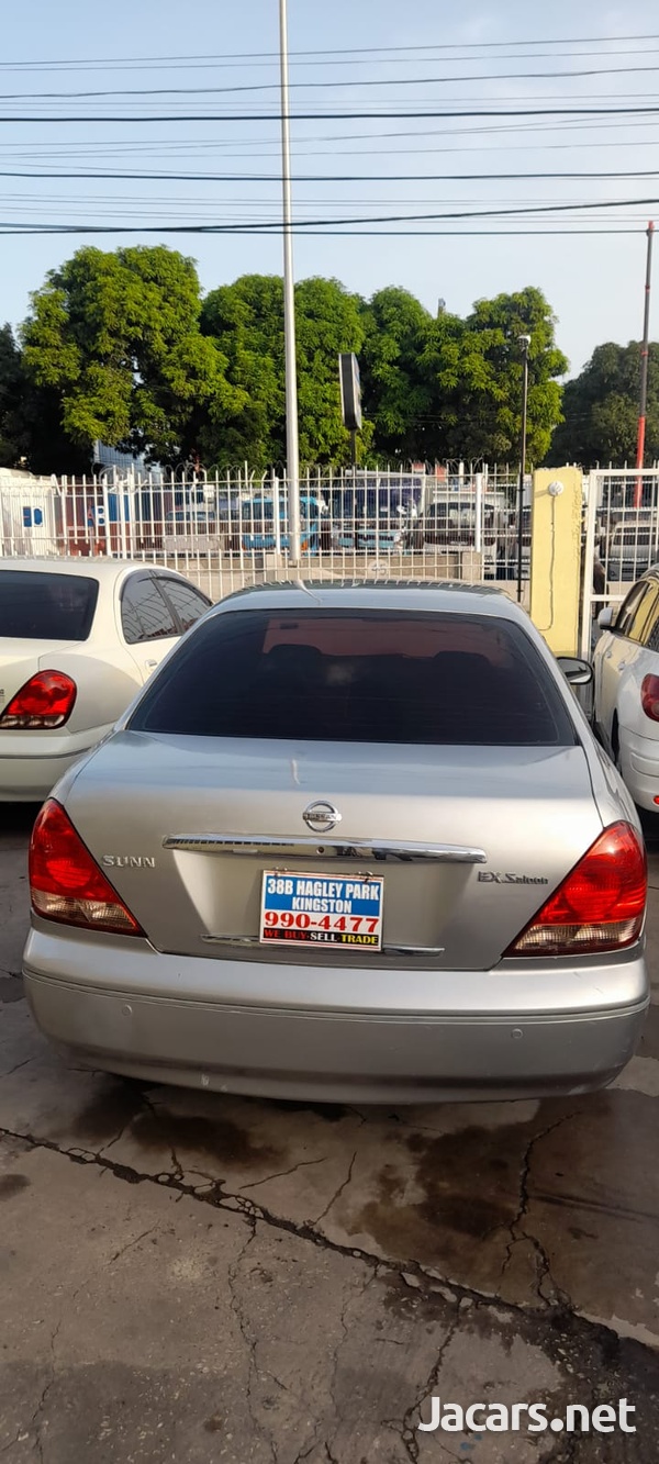 Nissan Sunny 1,6L 2007-3