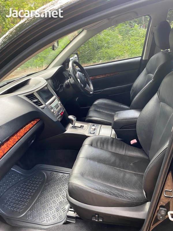Subaru Legacy 2,5L 2009-7