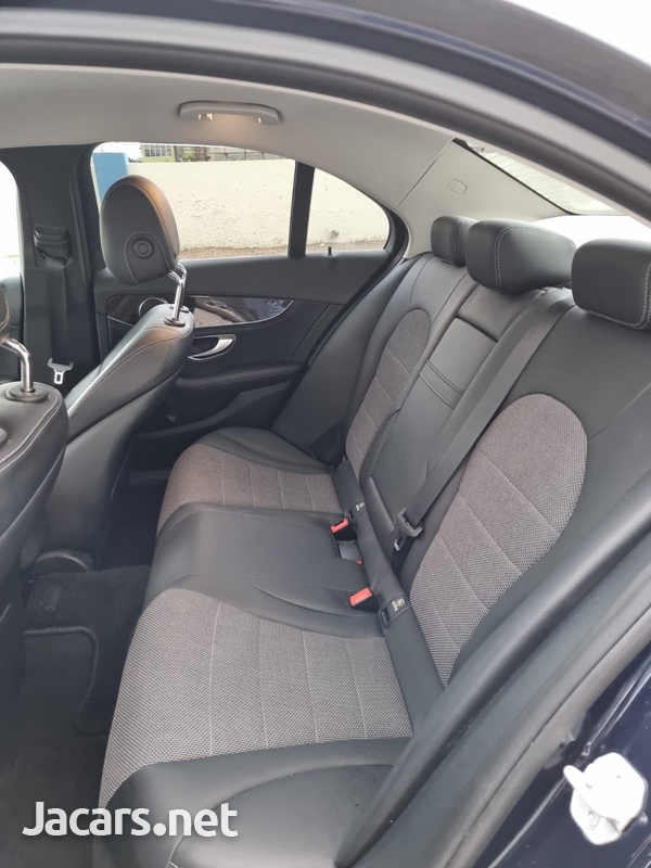 Mercedes-Benz C-Class 2,0L 2015-11