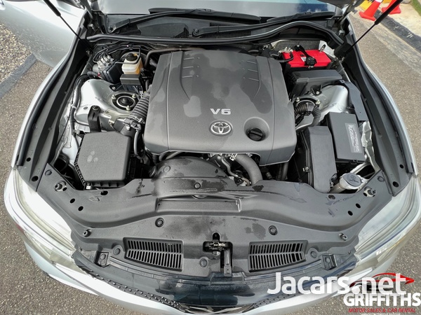 Toyota Mark X 2,5L 2017-15