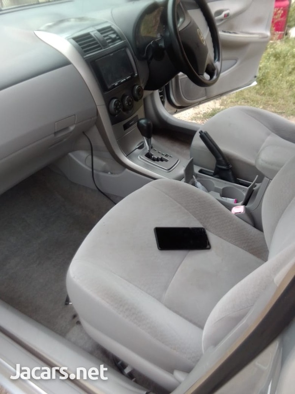 Toyota Axio 1,5L 2010-1