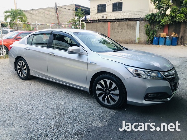 Honda Accord 2,0L 2013-1