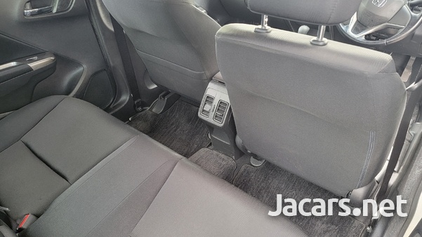 Honda Grace 1,5L 2016-4
