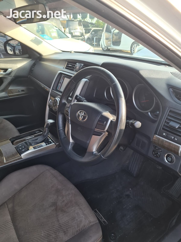 Toyota Mark X 2,5L 2013-2