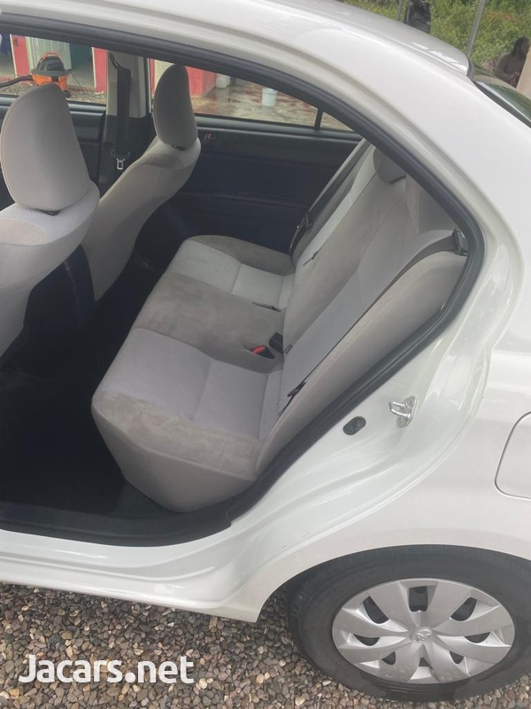 Toyota Axio 1,5L 2017-6