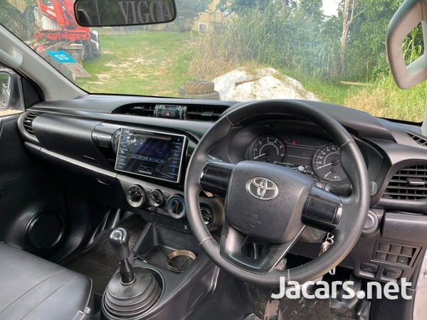 Toyota Hilux 3,0L 2017-8