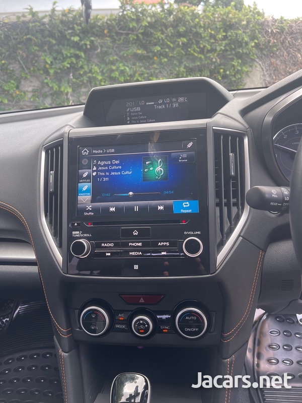 Subaru XV 2,0L 2018-9
