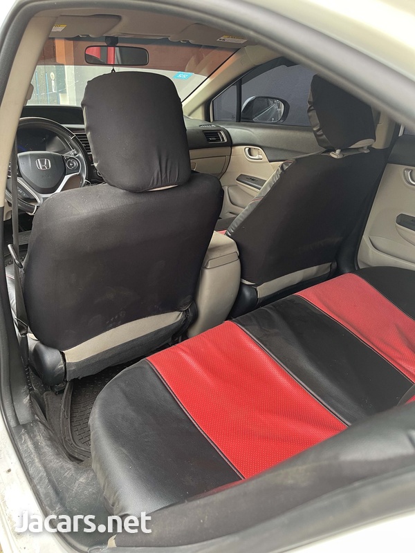 Honda Civic 1,8L 2015-8