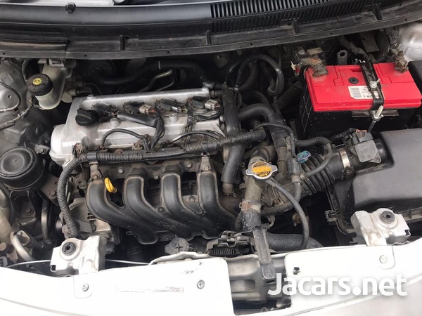 Toyota Yaris 1,3L 2007-4