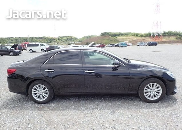 Toyota Mark X 2,5L 2013-5