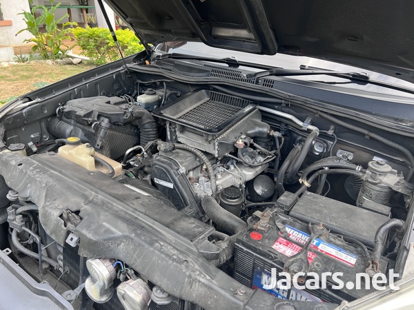 Toyota Prado 2,5L 2009-8