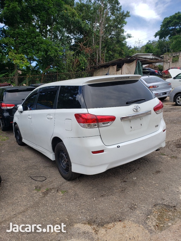 Toyota Wish 1,8L 2011-6