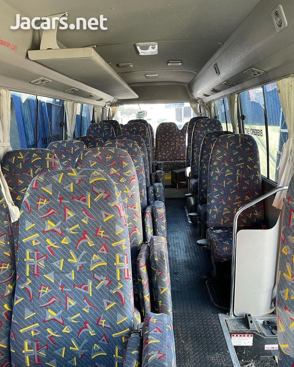 Toyota Coaster 2014-4
