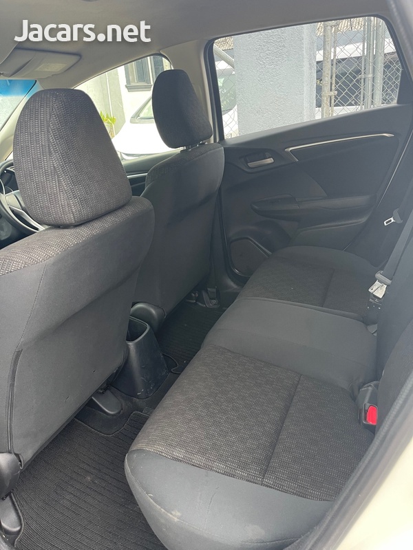 Honda Fit 1,3L 2015-10
