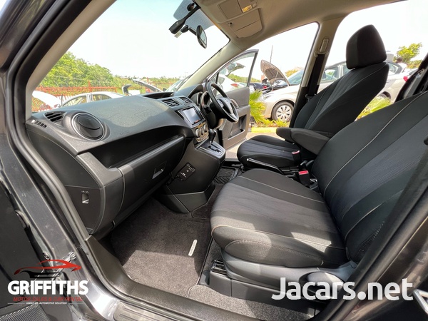 Nissan LaFesta 2,0L 2016-8