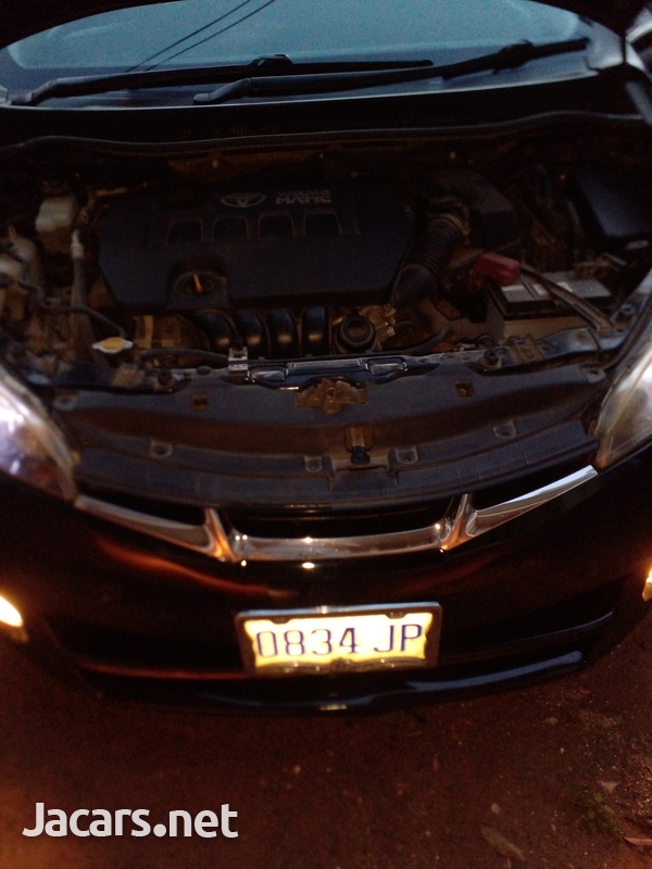 Toyota Wish 1,8L 2010-1