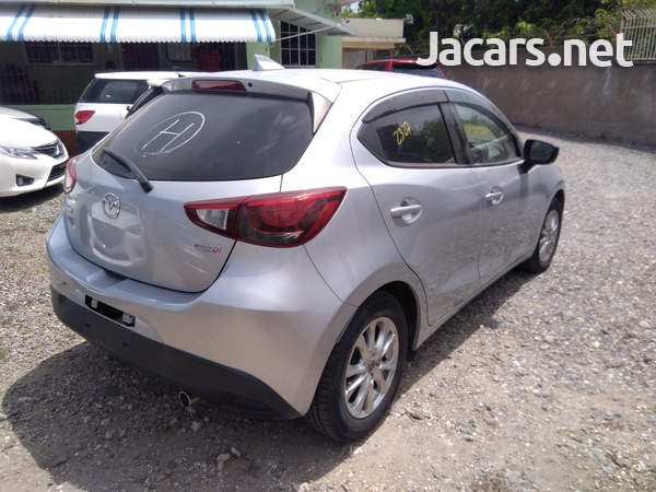 Mazda Demio 1,3L 2017-4
