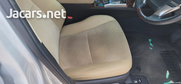 Toyota Mark X 2,5L 2016-8