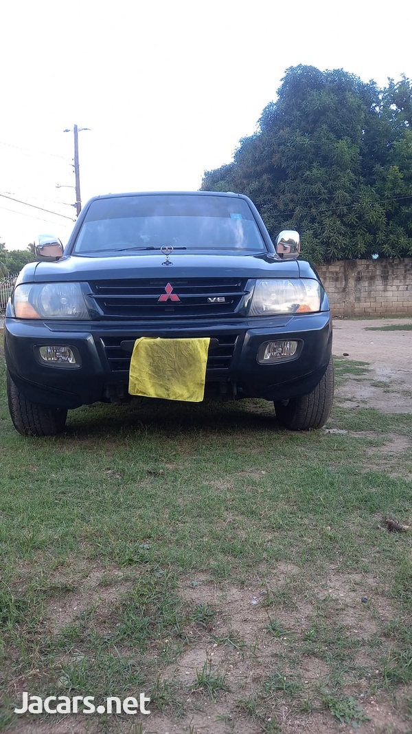 Mitsubishi Pajero 3,0L 2003-12