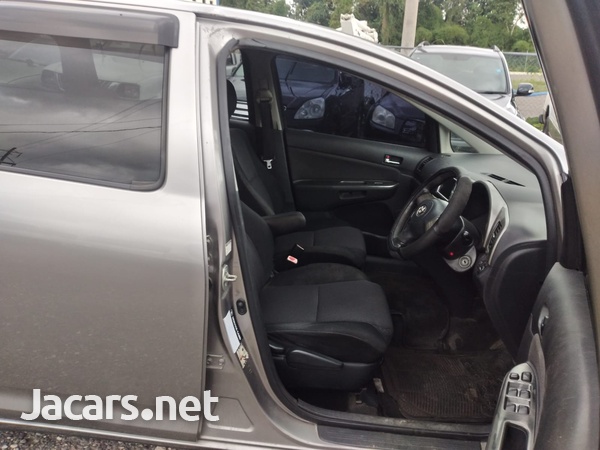 Toyota Wish 1,8L 2007-6