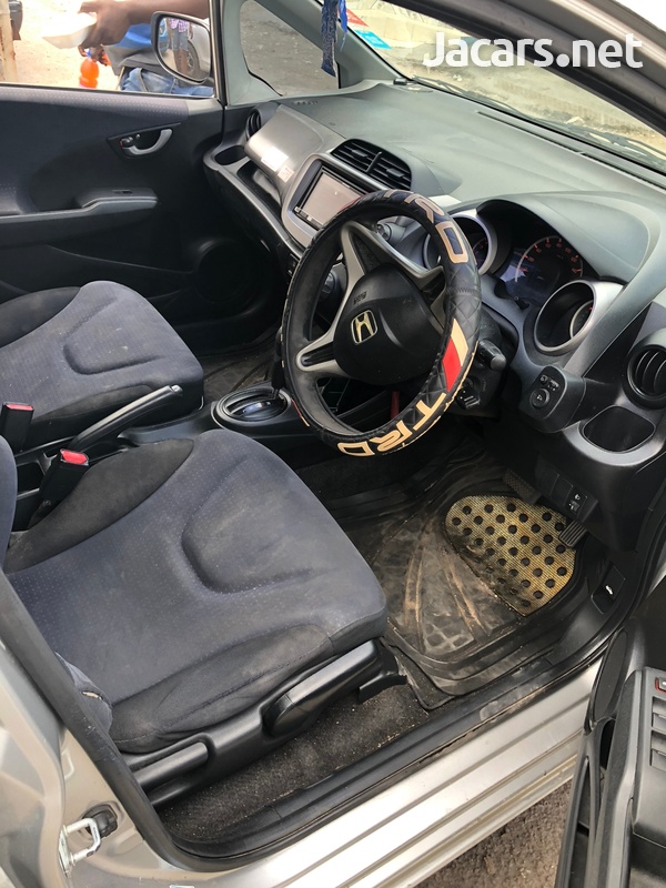 Honda Fit 1,5L 2010-5