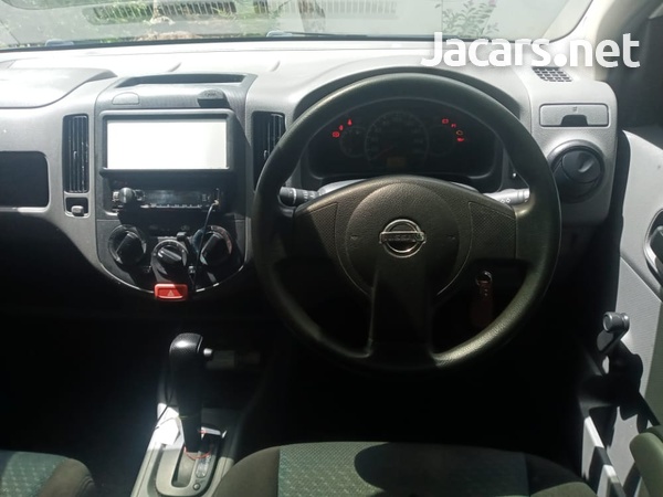Nissan AD Wagon 1,3L 2013-8