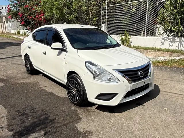 Nissan Latio