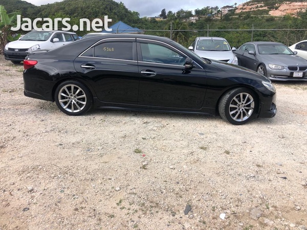Toyota Mark X 2,5L 2012-3