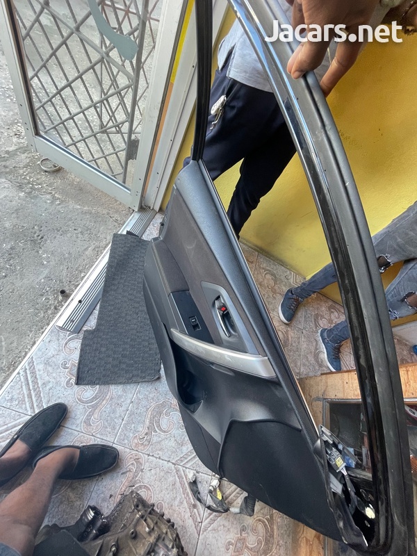 2012-2016 Toyota Auris or Toyota Blade Complete Left Door-1