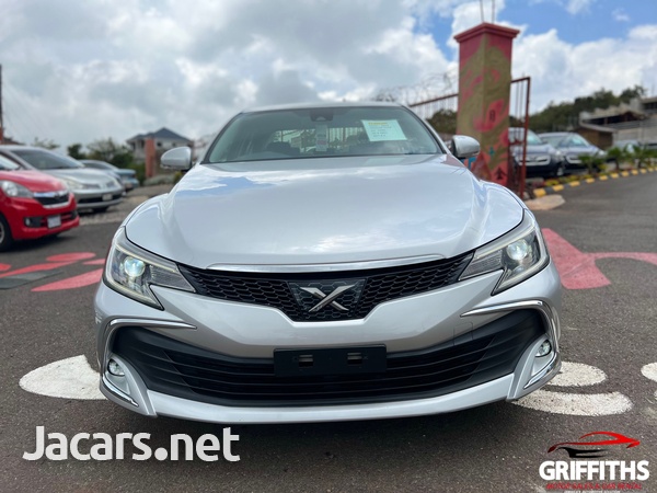 Toyota Mark X 2,5L 2017-1