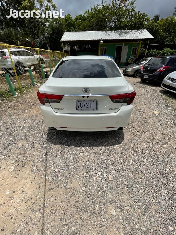 Toyota Mark X 2,5L 2013-6