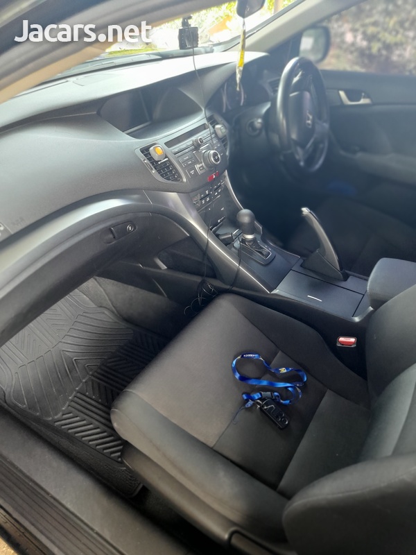 Honda Accord 2,0L 2012-6