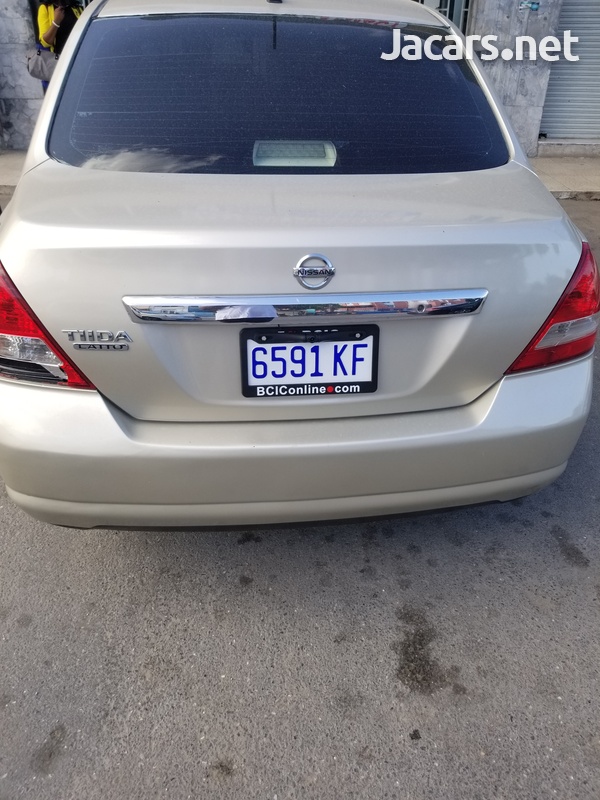 Nissan Tiida 1,8L 2007-1