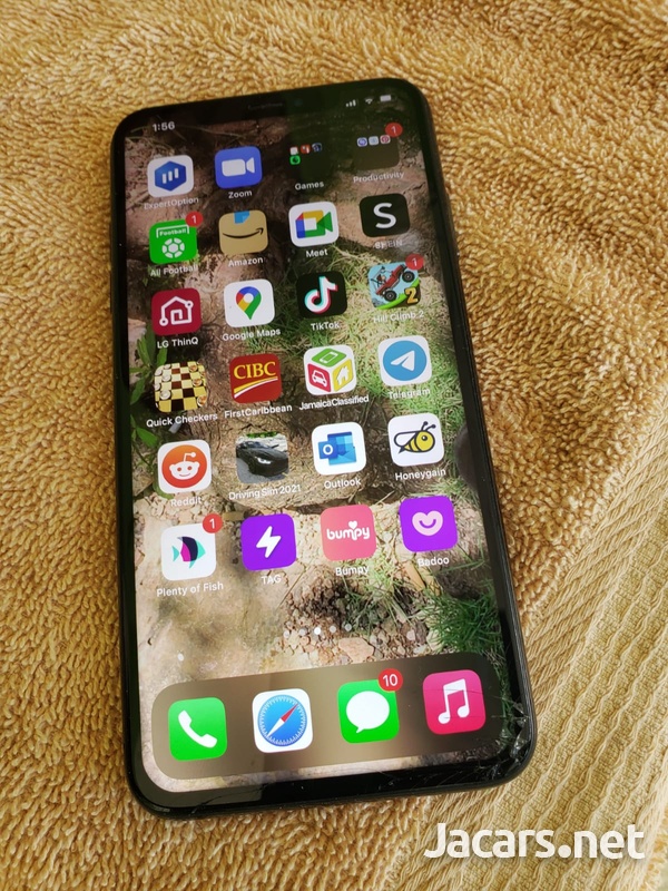 iPhone XS Max-1