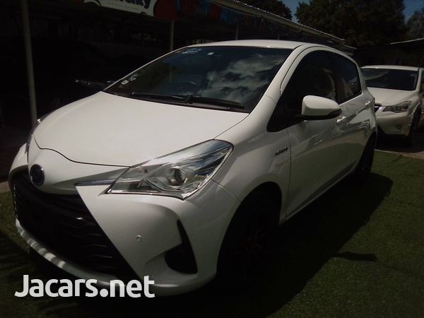 Toyota Vitz 1,3L 2019-1