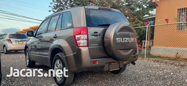 Suzuki Vitara 2,0L 2013-4