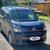 Toyota Voxy 2,0L 2010 Toyota Voxy 2,0L 2010