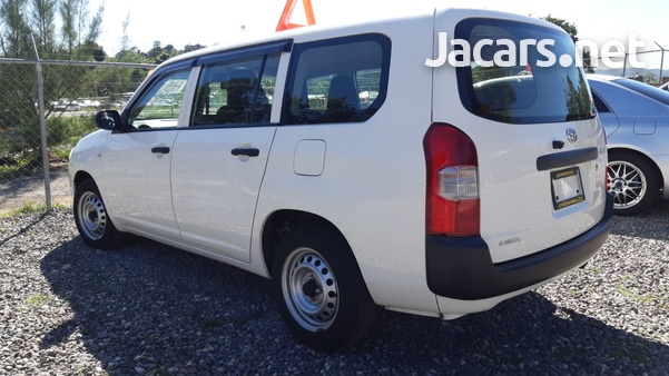 Toyota Probox 1,5L 2017-3