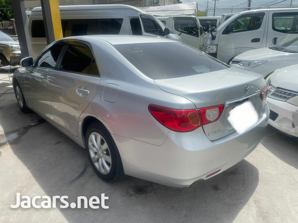 Toyota Mark X 2,5L 2012-6