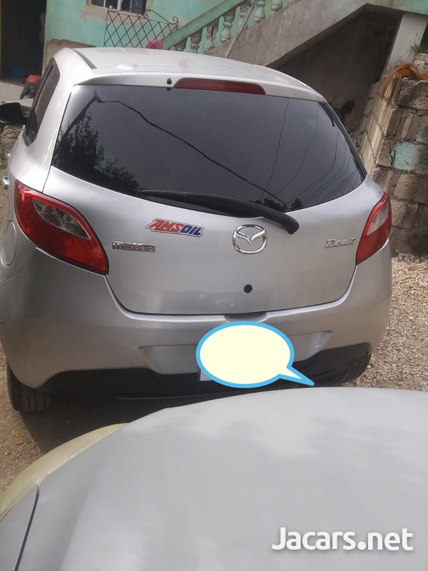 Mazda Demio 1,3L 2010-1